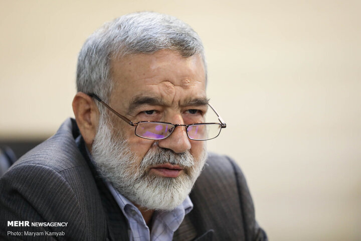 غضنفری:نقشه آمریکا و اسرائیل در از بین بردن جمهوری اسلامی نقش بر آب شد