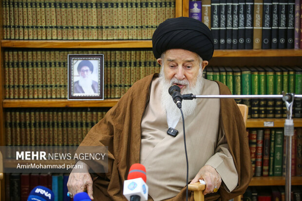 روزانه بیش از ۳۰۰ درس در  مدرسه آیت‌الله گلپایگانی قم برگزار می شود