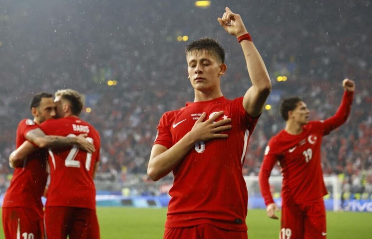 گرانترین فوتبالیست تاریخ ترکیه مشخص شد