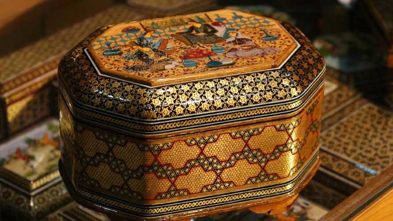 هنرمندان یزدی مایه افتخار استان هستند/ سرمایهگذاری در حوزه هنر باعث پیشگیری از آسیبهای اجتماعی میشود