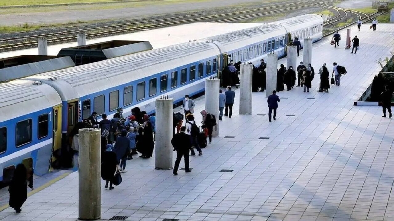 پیش فروش بلیت قطارهای مسافری دی ماه از فردا