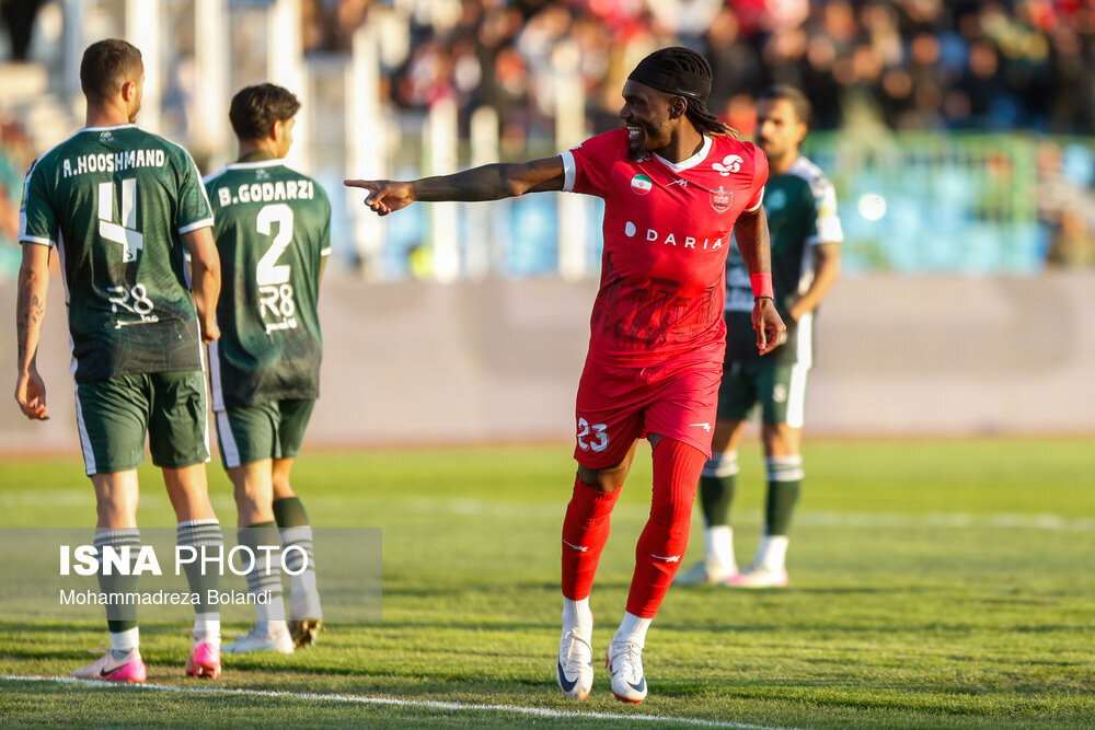 هفته چهاردهم لیگ‌برتر فوتبال ایران؛ پرسپولیس - آلومینیوم