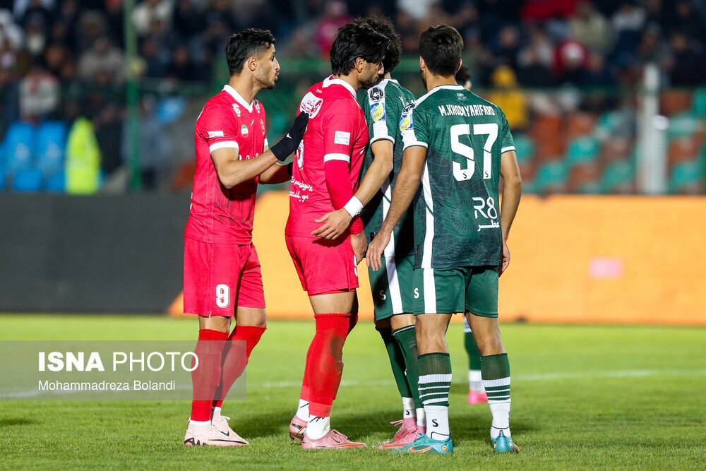 هفته چهاردهم لیگ‌برتر فوتبال ایران؛ پرسپولیس - آلومینیوم