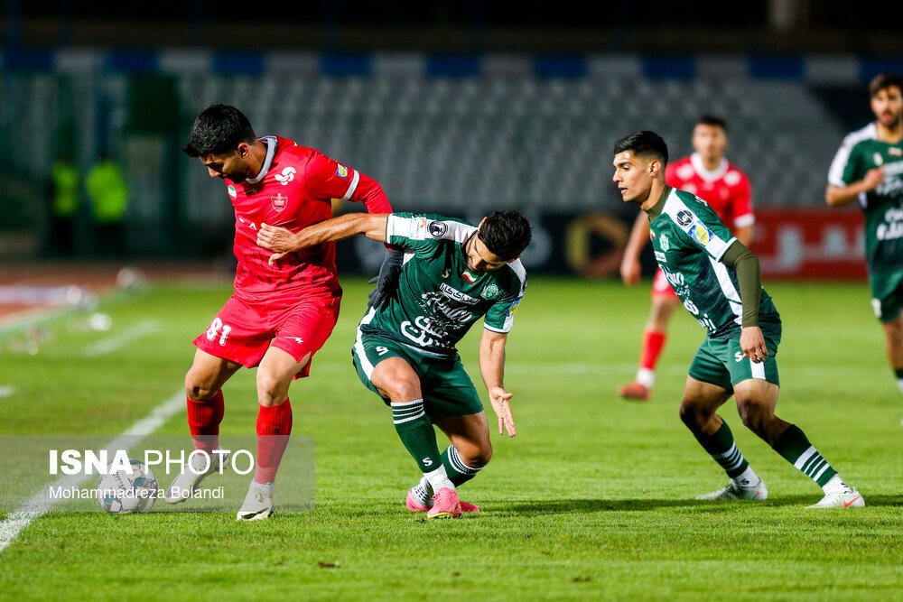 هفته چهاردهم لیگ‌برتر فوتبال ایران؛ پرسپولیس - آلومینیوم