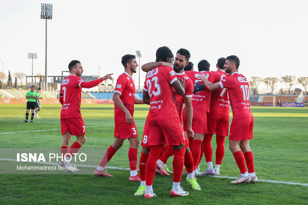 هفته چهاردهم لیگ‌برتر فوتبال ایران؛ پرسپولیس - آلومینیوم