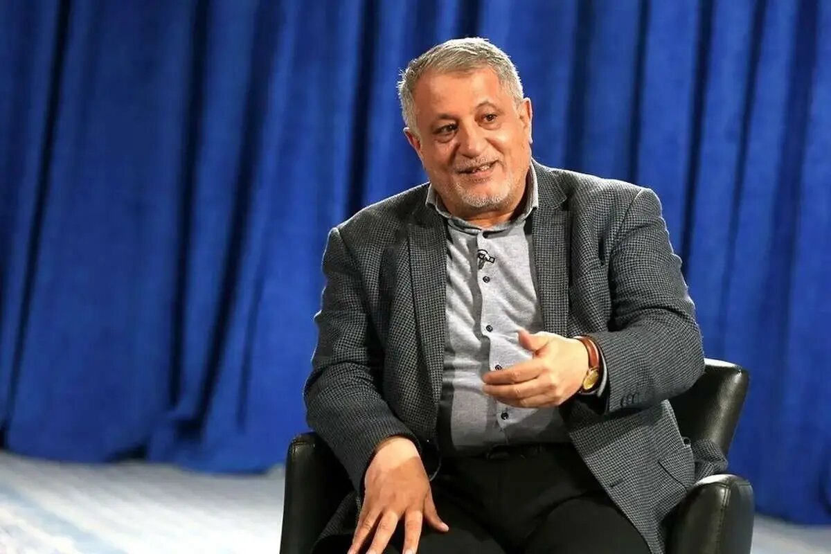 محسن هاشمی: افراد متنفذ دولت با رهبری جلسه بگذارند و برای برونرفت از مشکلات از ایشان کمک بخواهند