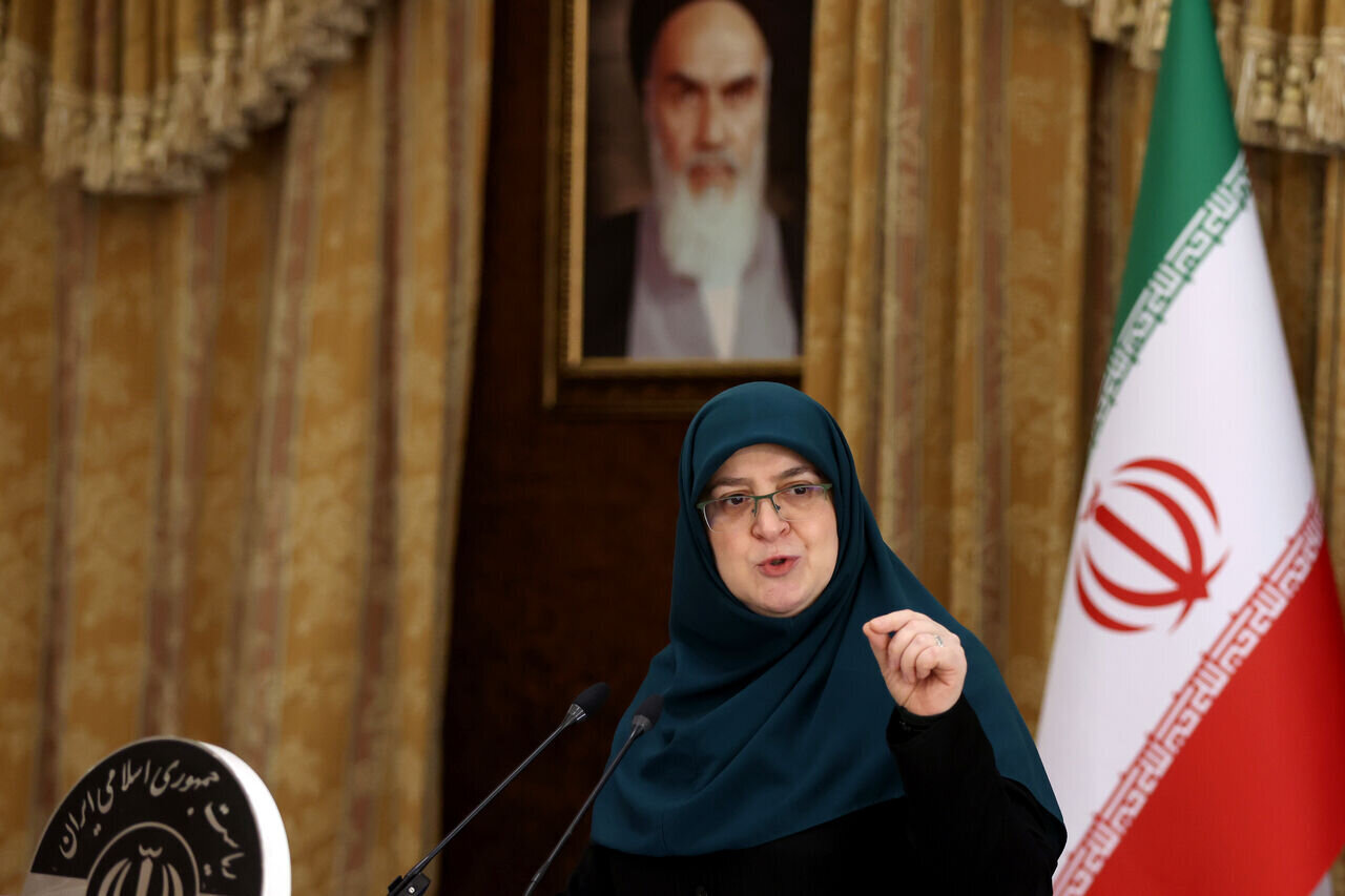 دولت: ما هم از وضعیت اقتصاد راضی نیستیم! | پزشکیان نماد صداقت است