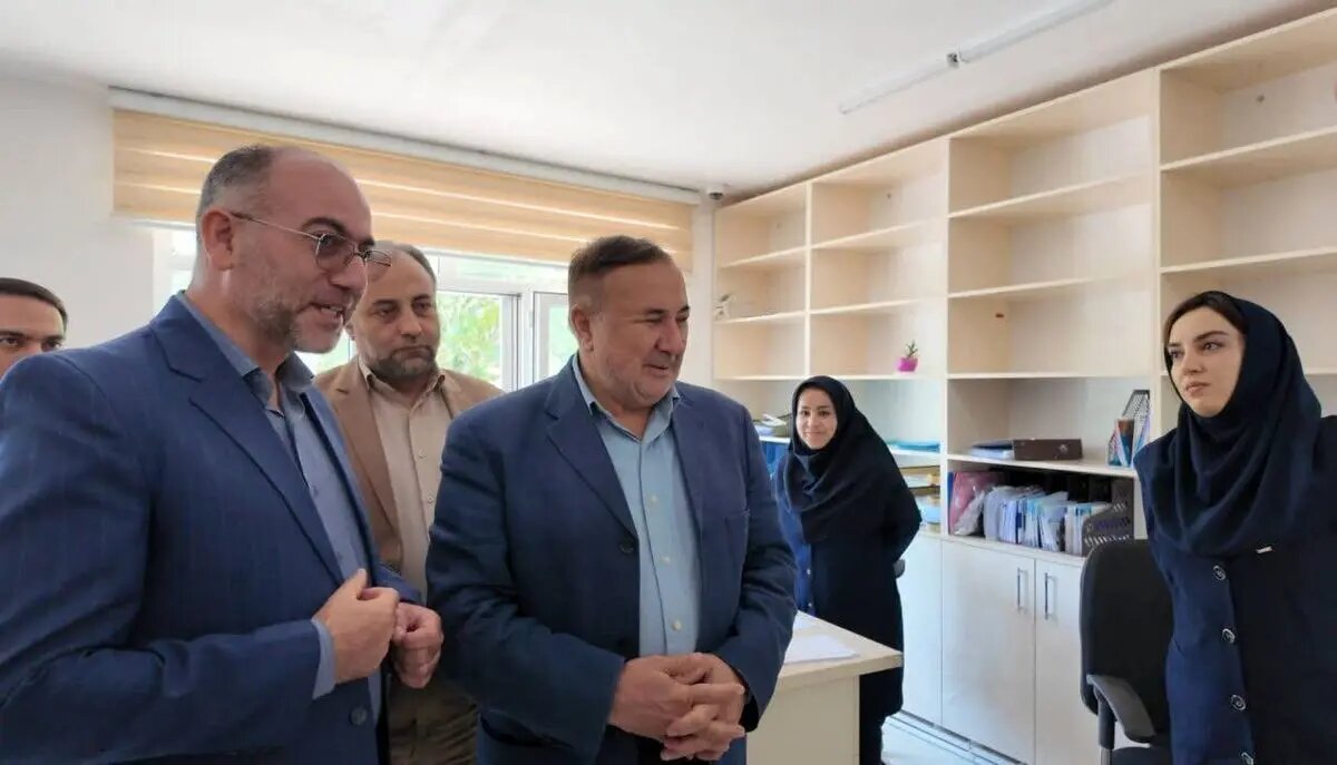 حضور وزیر کشور در گلزار شهدای گرگان