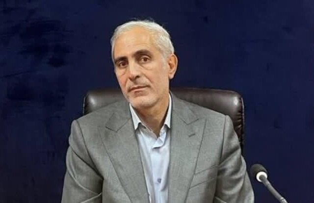 نماینده کرمانشاه در مجلس: تیمهای ورزشی استان باید از پرداخت ورودی مسابقات لیگ معاف شوند