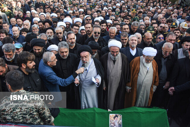 پیکر آیتالله شاهچراغی در سمنان تشییع شد