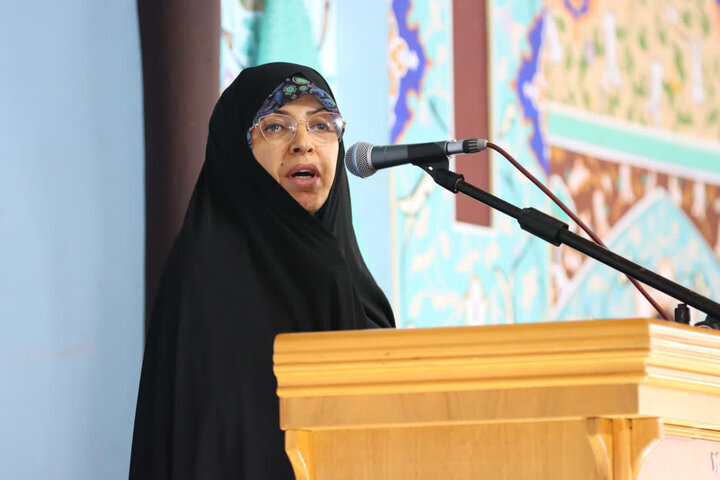 کاهش بودجه فرهنگ، آینده خانواده و انسجام جامعه را تهدید میکند