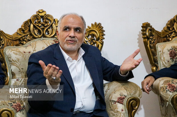 مقابله با فساد مستلزم هوشمندی و انطباق با تحولات روز است