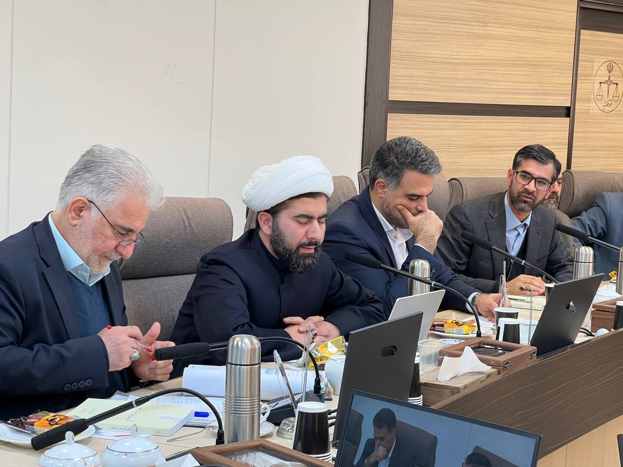 معاون اول قوه قضاییه: کاهش جمعیت کیفری زندان‌ها با همکاری قوای سه گانه محقق می‌شود