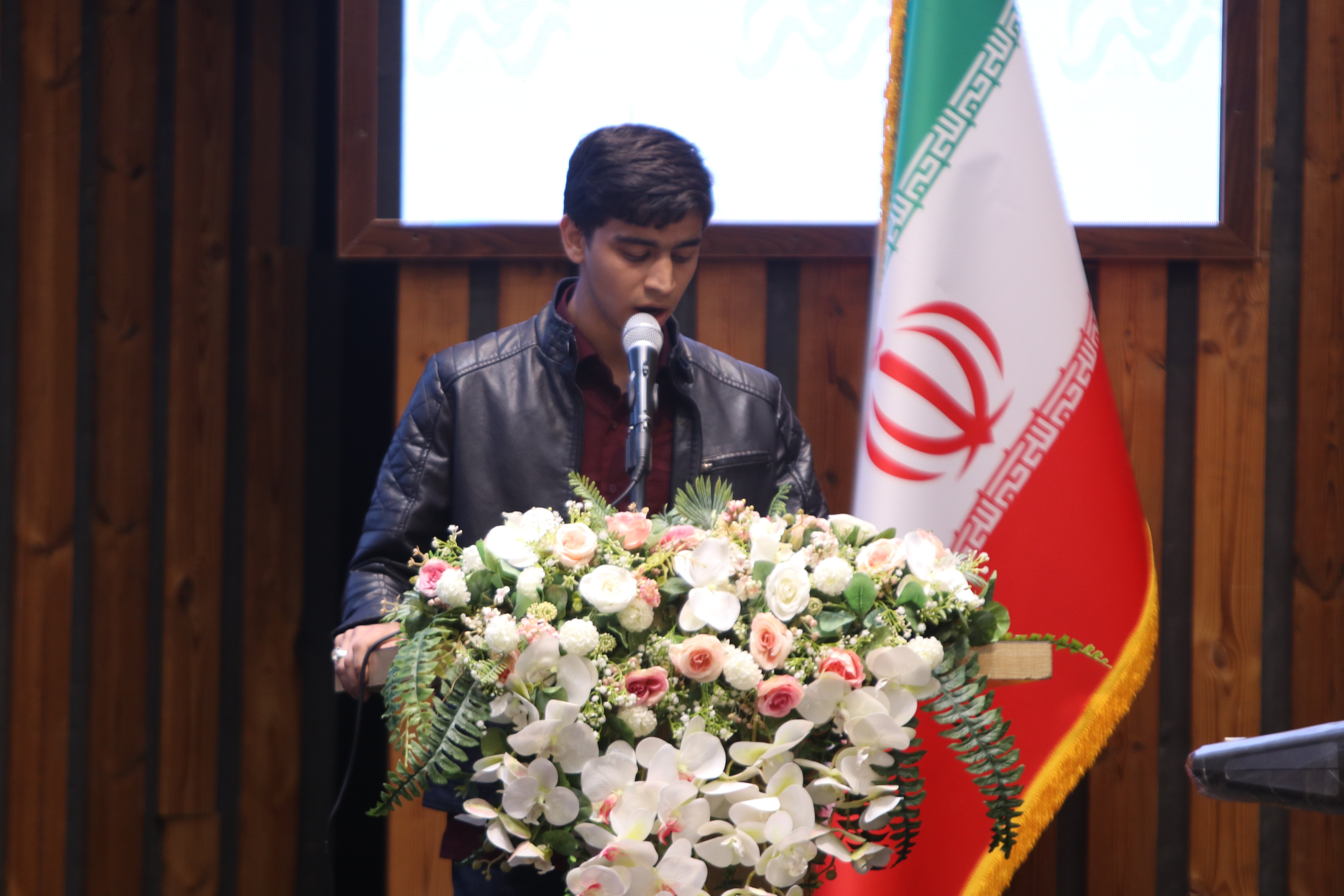 اعتراض دبیر انجمن اسلامی دانشجویان مستقل دانشگاه کاشان نسبت به تبعیض در برنامه‌های دانشجویی