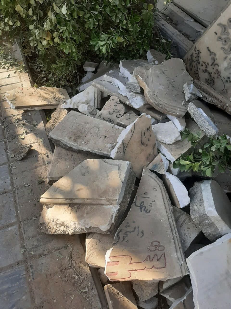 هویت گلزار شهدا زیر تیغ بهسازی شتابزده / قواعد میراث فرهنگی کجاست؟