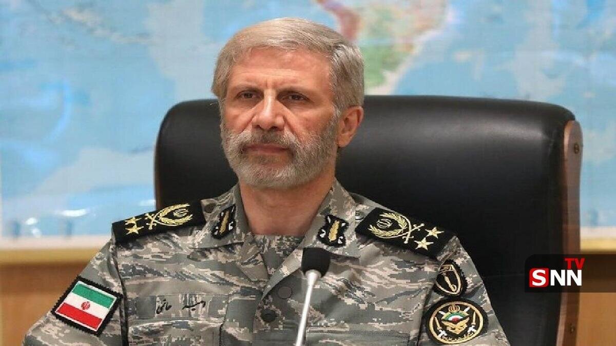 فرمانده کل ارتش: همکاری با دانش بنیانها با سرعتی مضاعف تداوم یابد