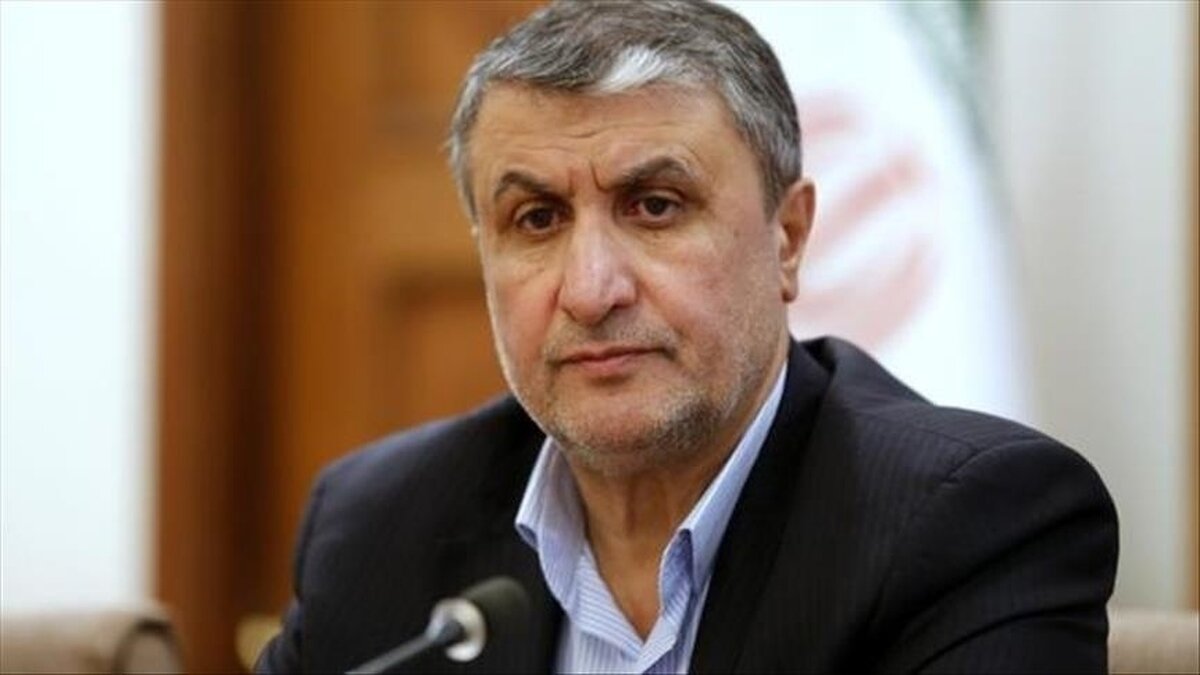 مشروح سخنان رئیس سازمان انرژی اتمی در حاشیه بازدید مسئولین از نمایشگاه بین المللی تهران در جمع خبرنگاران + فیلم