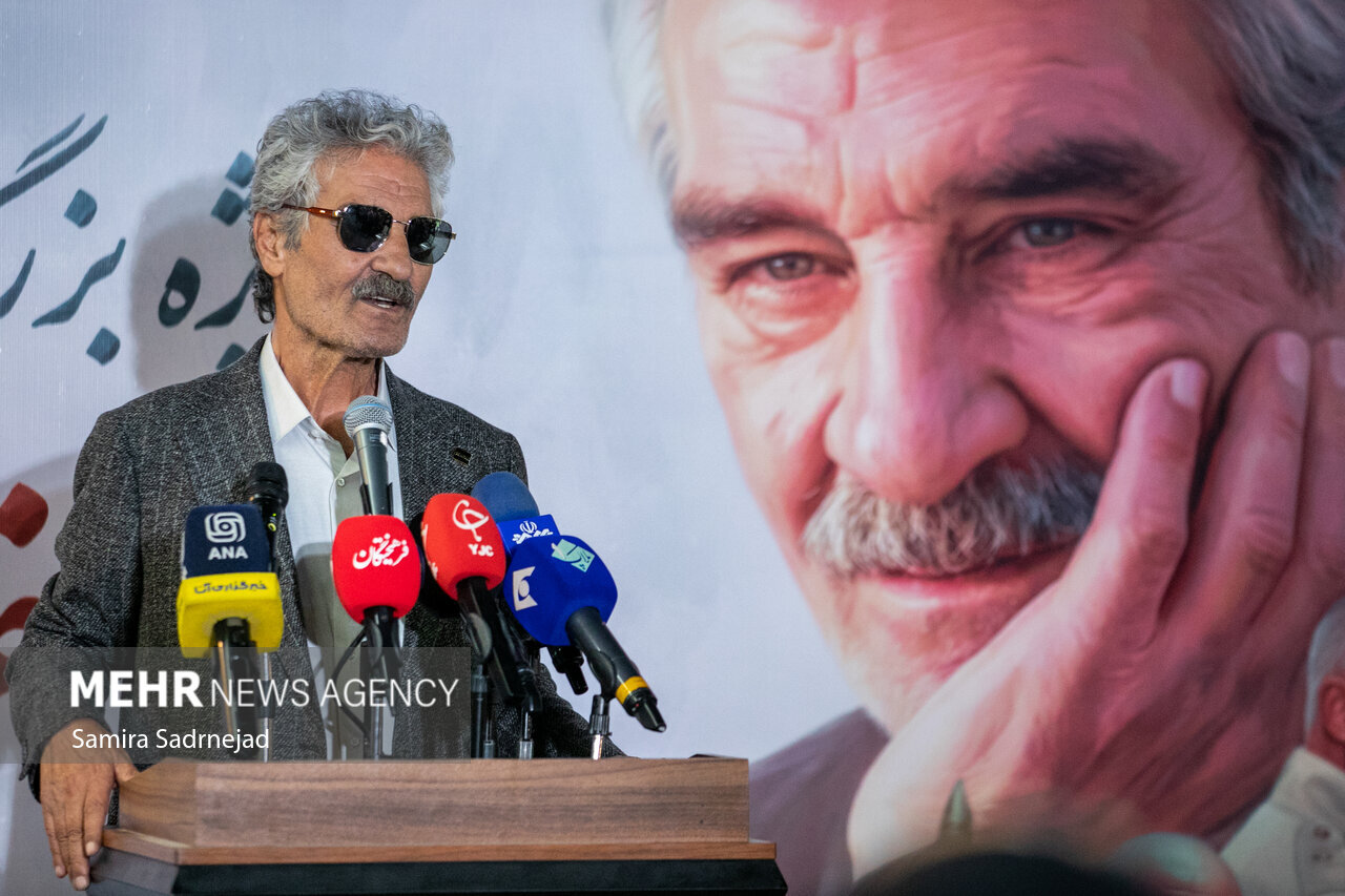 بزرگداشت هنرمند پیشکسوت «جعفر دهقان»