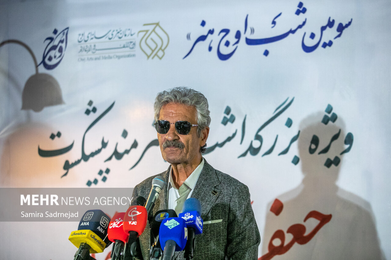 بزرگداشت هنرمند پیشکسوت «جعفر دهقان»