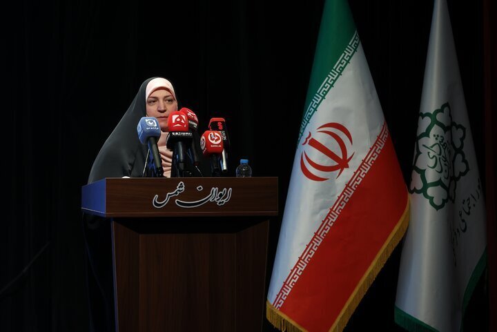 سوگواری مادر شهیدان باقری همواره مقتدرانه بود