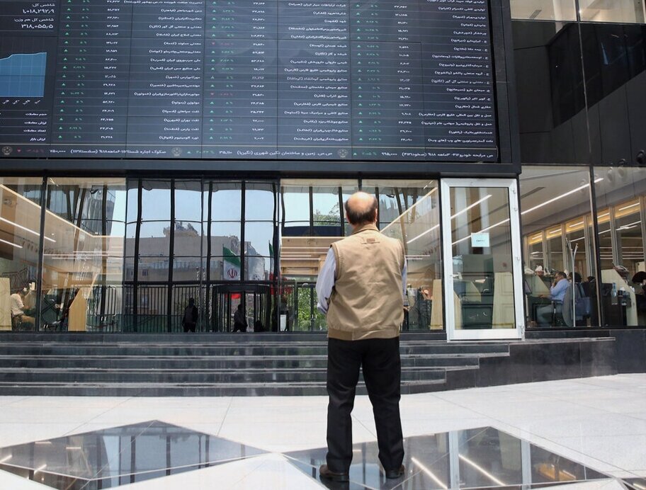 بورس مثبت ماند؛ رشد۳۲ هزار و ۳۳۵ واحدی شاخص کل