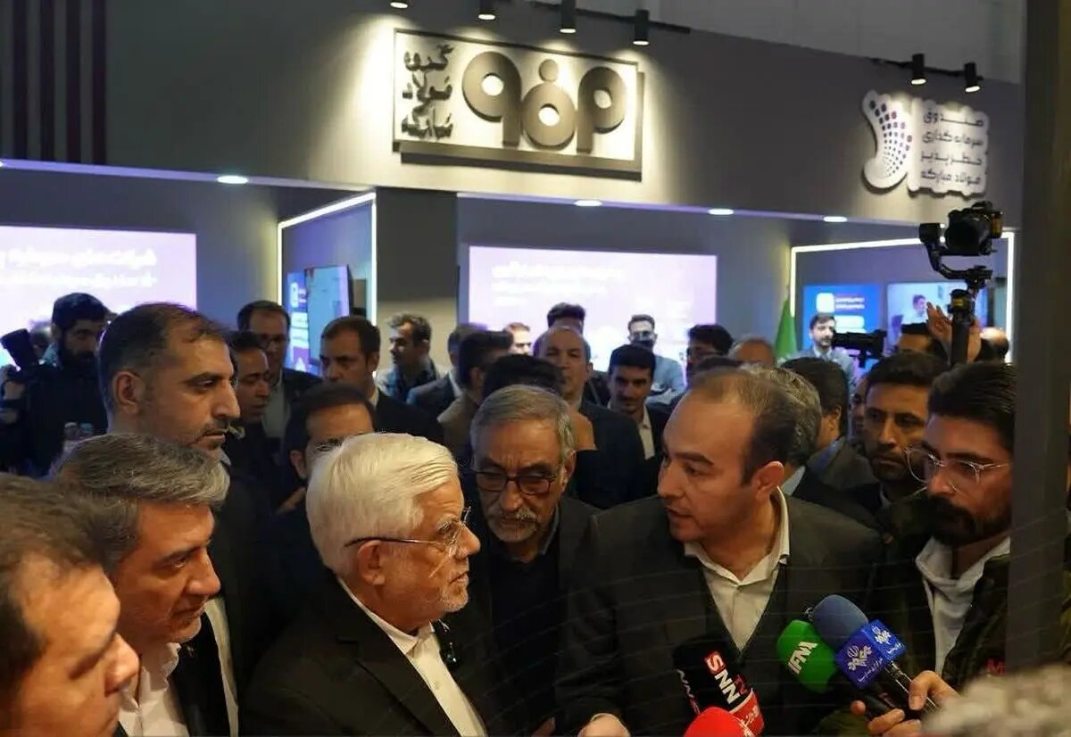 بازدید معاون اول رئیسجمهور از پاویون صندوق سرمایهگذاری خطرپذیر فولاد مبارکه در نمایشگاه «تستا»