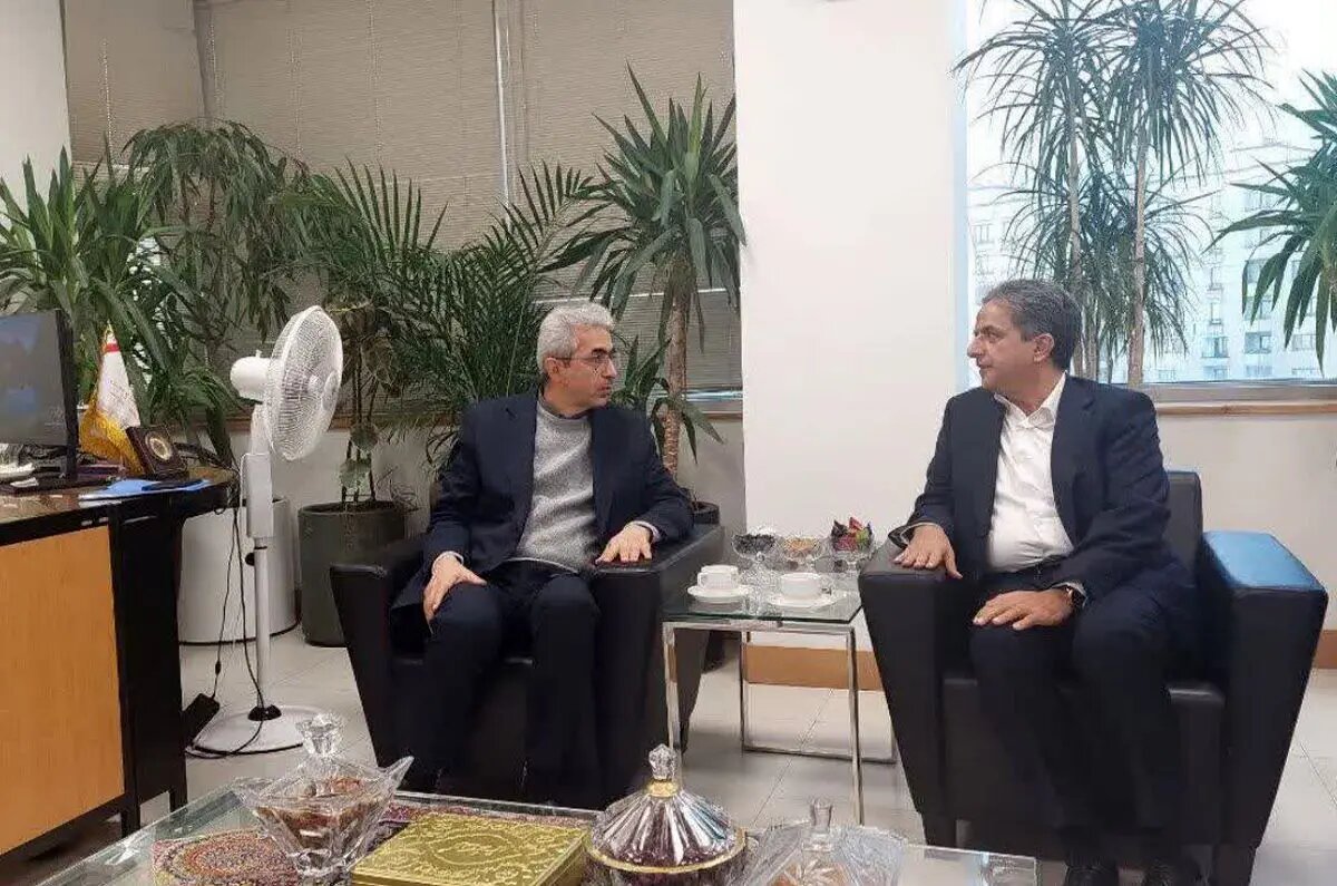 پیگیری تامین منابع مالی فاز اول لاستیک سازی خرم آباد و گاوداری ۷هزار راسی دورود از بانکهای عامل