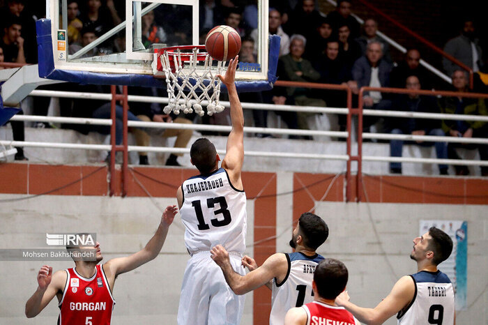 تساویهای سریالی استقلال؛ صدر جدول به رنگ طلایی!