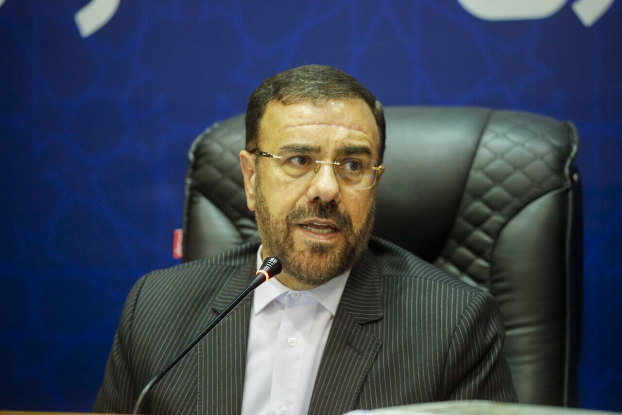 استاندار: وضعیت قرمز در فارس ادامه دارد؛ لزوم پایش مستمر وضعیت توسط همه دستگاهها