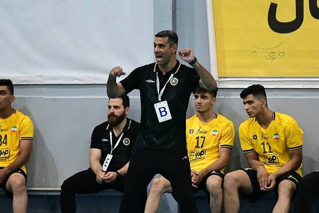 سرمربی هندبال سپاهان: با کنترل بازی، پیروزی را حفظ کردیم