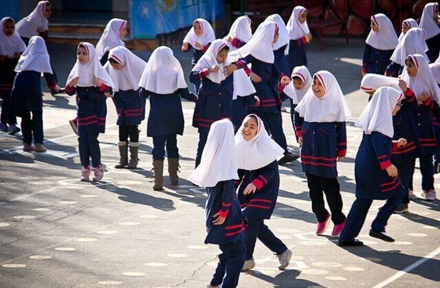 روزنامه اطلاعات: نگاه آموزشوپرورش هنوز در دهههای گذشته گیر کرده است
