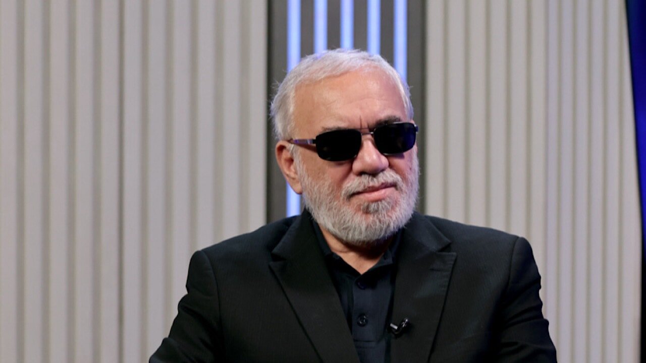 فتحاللهزاده: استقلال با این نیمکت قهرمان نمیشود