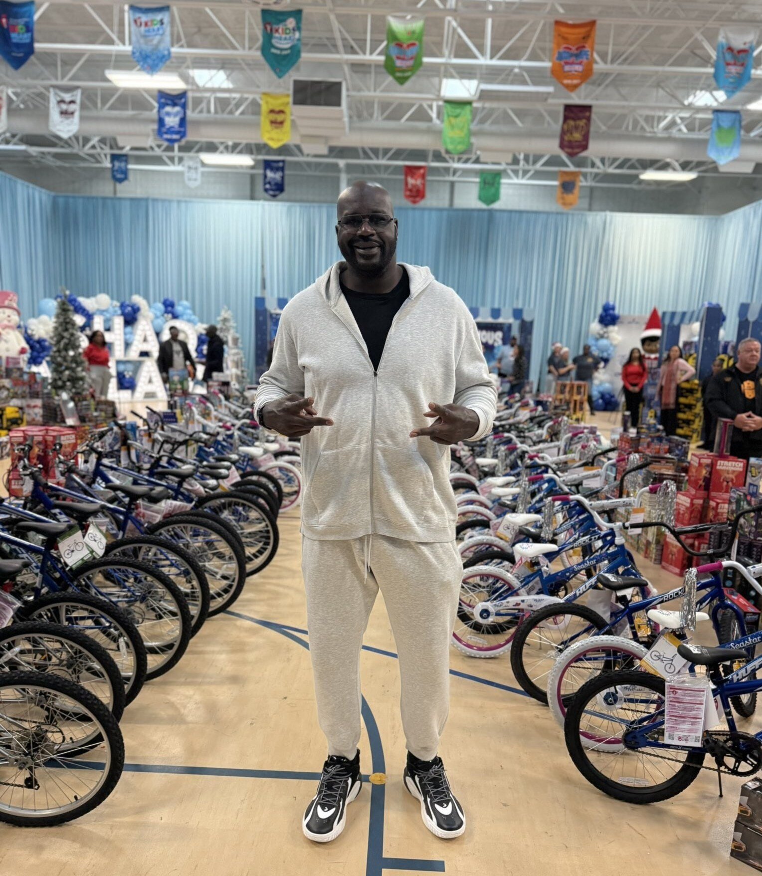 هدیه بزرگ شکیل اونیل برای 600 کودک