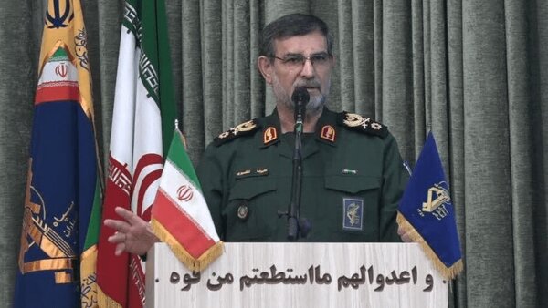 سردار تنگسیری: فرمانده کل قوا ۱۷ بار از نیروی دریایی سپاه تمجید کردند