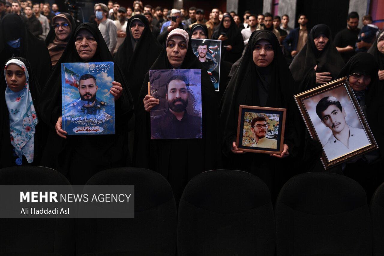 آئین تجلیل از مادر سرداران شهید حسن و محمد باقری