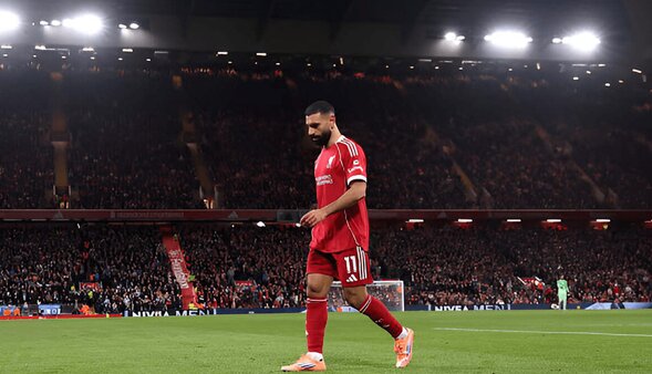 رختکن ملتهب قهرمان لیگ جزیره