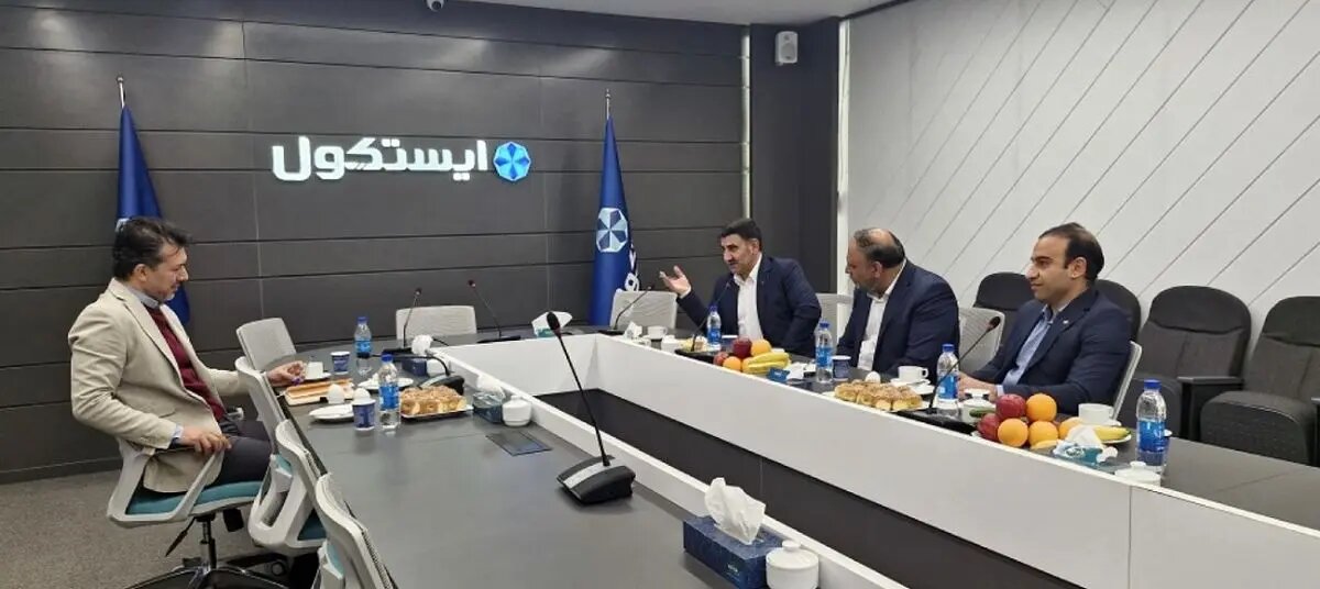 تعامل مؤثر بانک توسعه صادرات ایران با بنگاههای تولیدی و صنعتی صادرات محور