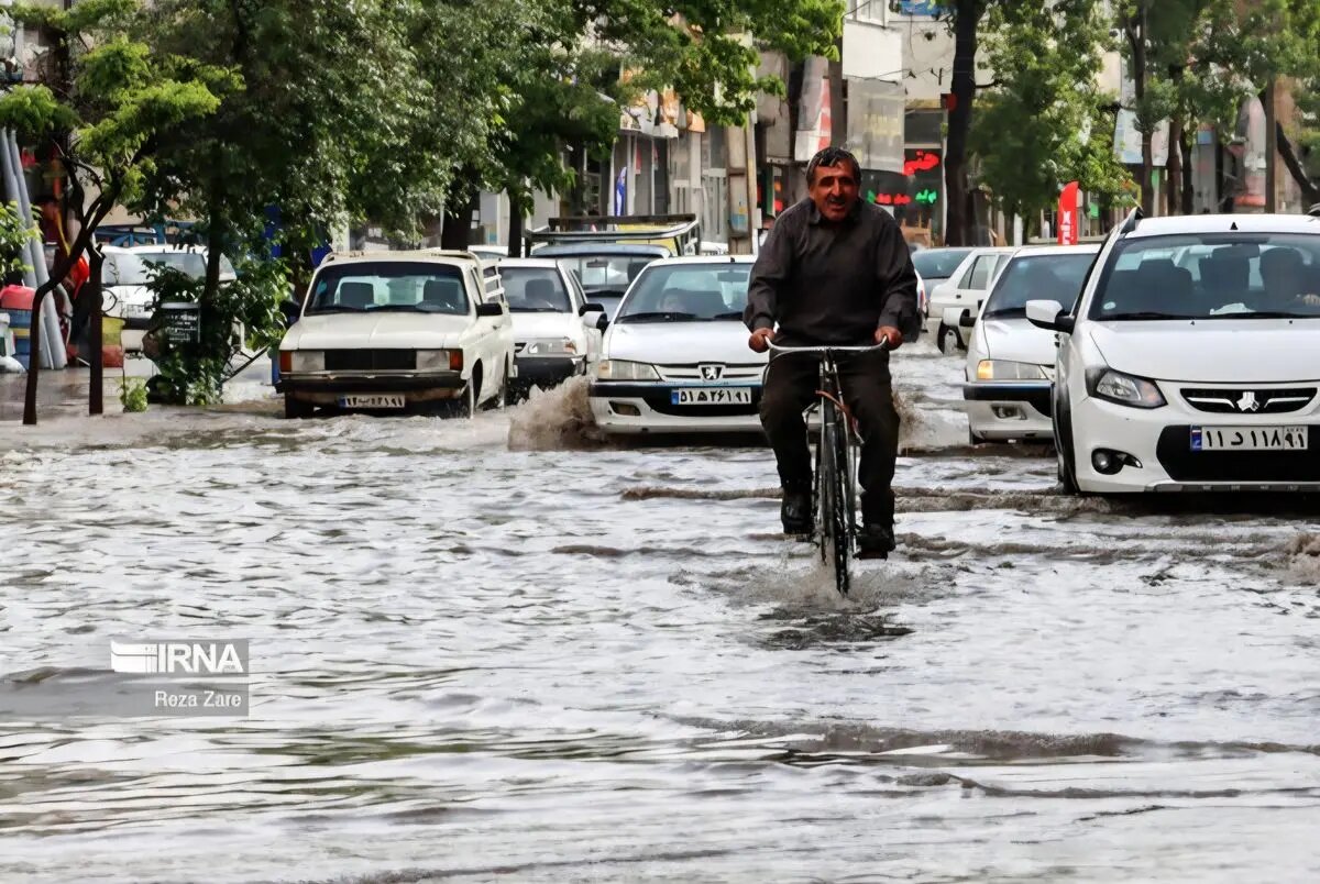 بارندگی شدید در مازندران باعث آبگرفتگی و خسارت به ۳۰ واحد مسکونی شد