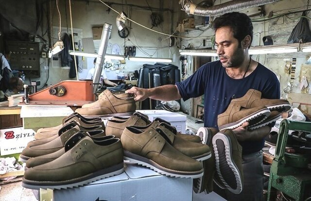 چطور بنگاه‌ها هزینه‌ها را کاهش می دهند؟