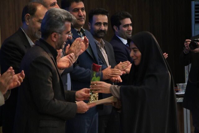 فعالیت ۱۱ پژوهشسرای دانشآموزی در سمنان/ تجلیل از ۶۰۰ دانشآموز پژوهشگر