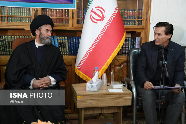امام جمعه اردبیل: نقشه آینده کشور باید توسط نخبگان ترسیم شود