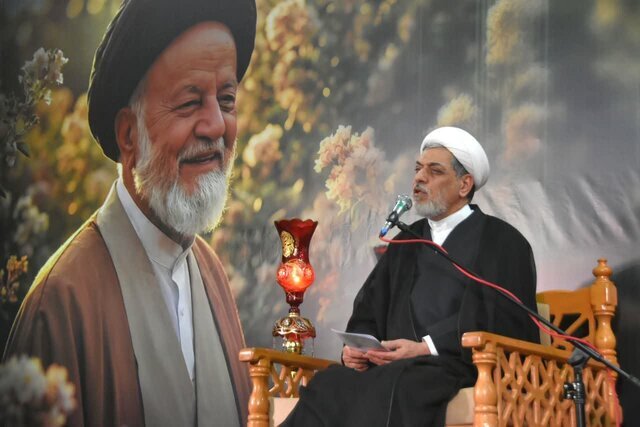 بزرگداشت عالم مجاهد و خدوم آیتالله سیدمحمد شاهچراغی(ره) در سمنان