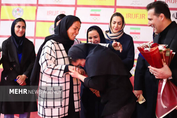 نفرات برتر جودو بانوان ایران مشخص شدند/ تجلیل از مادران و خانواده شهدا