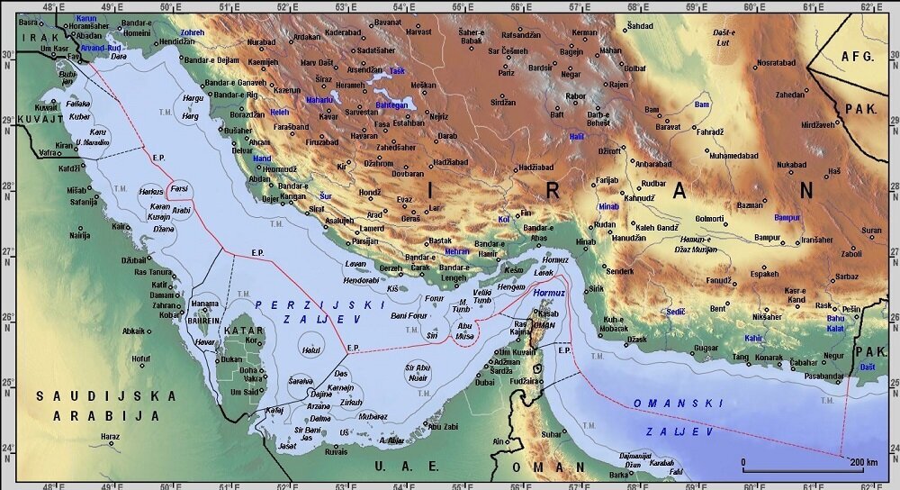 جزایر سهگانه خط قرمز ایران؛ خاک ما مذاکرهبردار نیست!