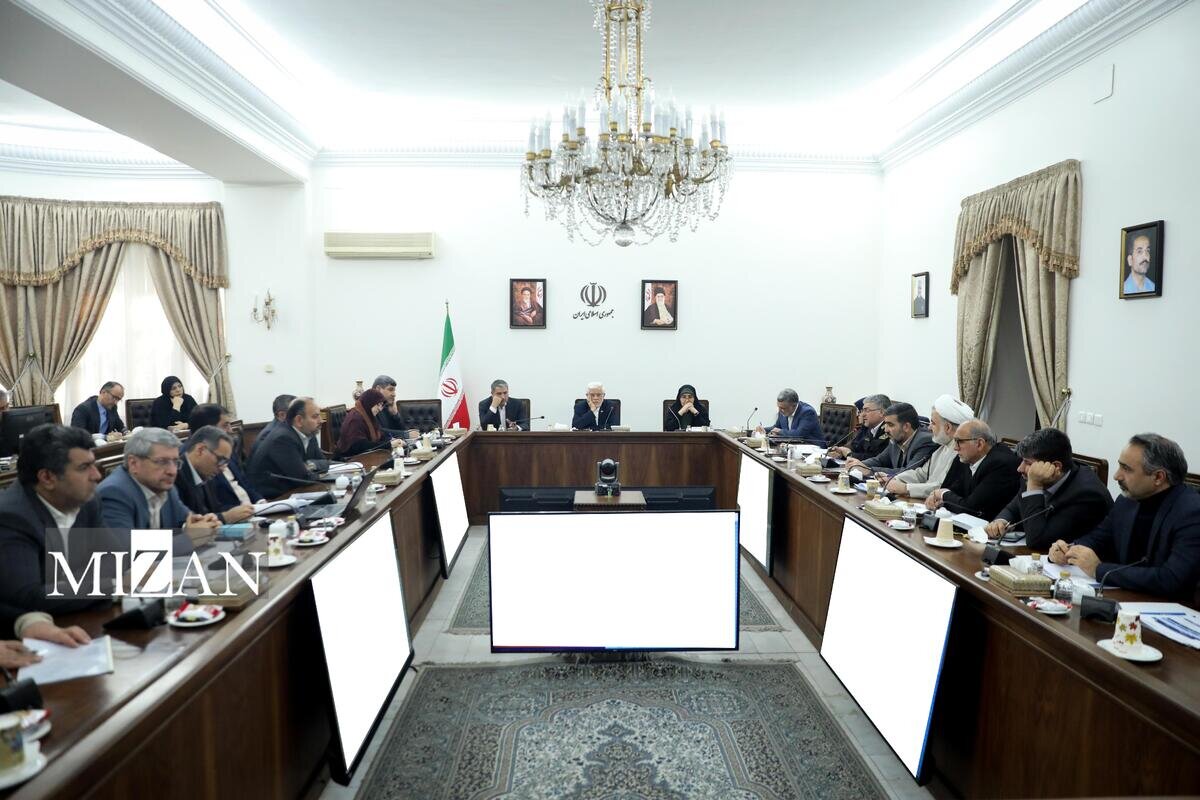 عارف: کاهش ۱۰ درصدی تلفات جاده‌ای، تکلیفی قانونی است