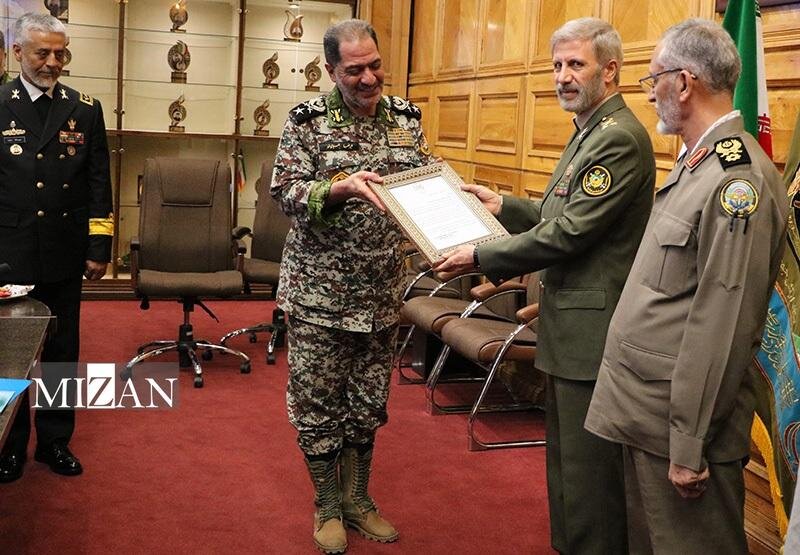 فرمانده قرارگاه مشترک پدافند هوایی خاتم الانبیاء (ص) کشور و نیروی پدافند هوایی ارتش و فرمانده نیروی هوایی ارتش منصوب شدند
