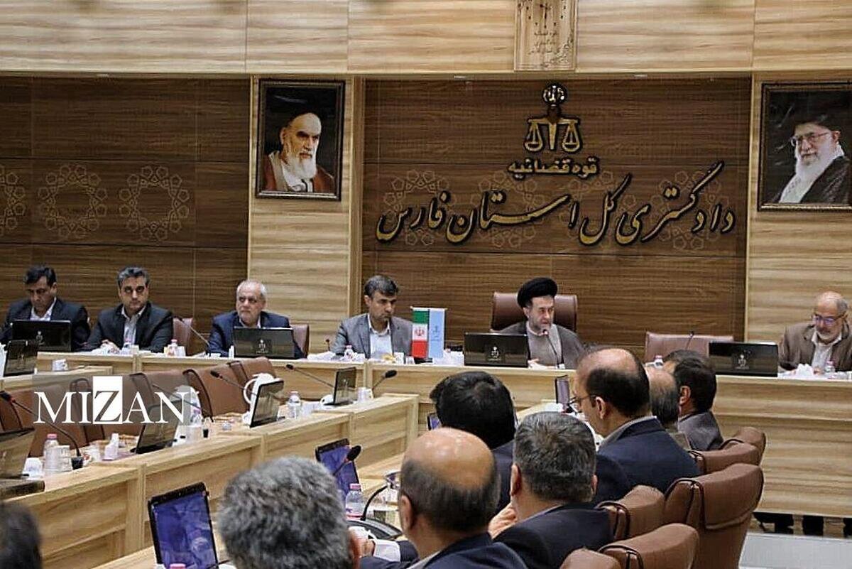 بهترین حمایت از سرمایهگذار هموار سازی مسیر اداری و کاستن از بروکراسیهای غیر ضروری است