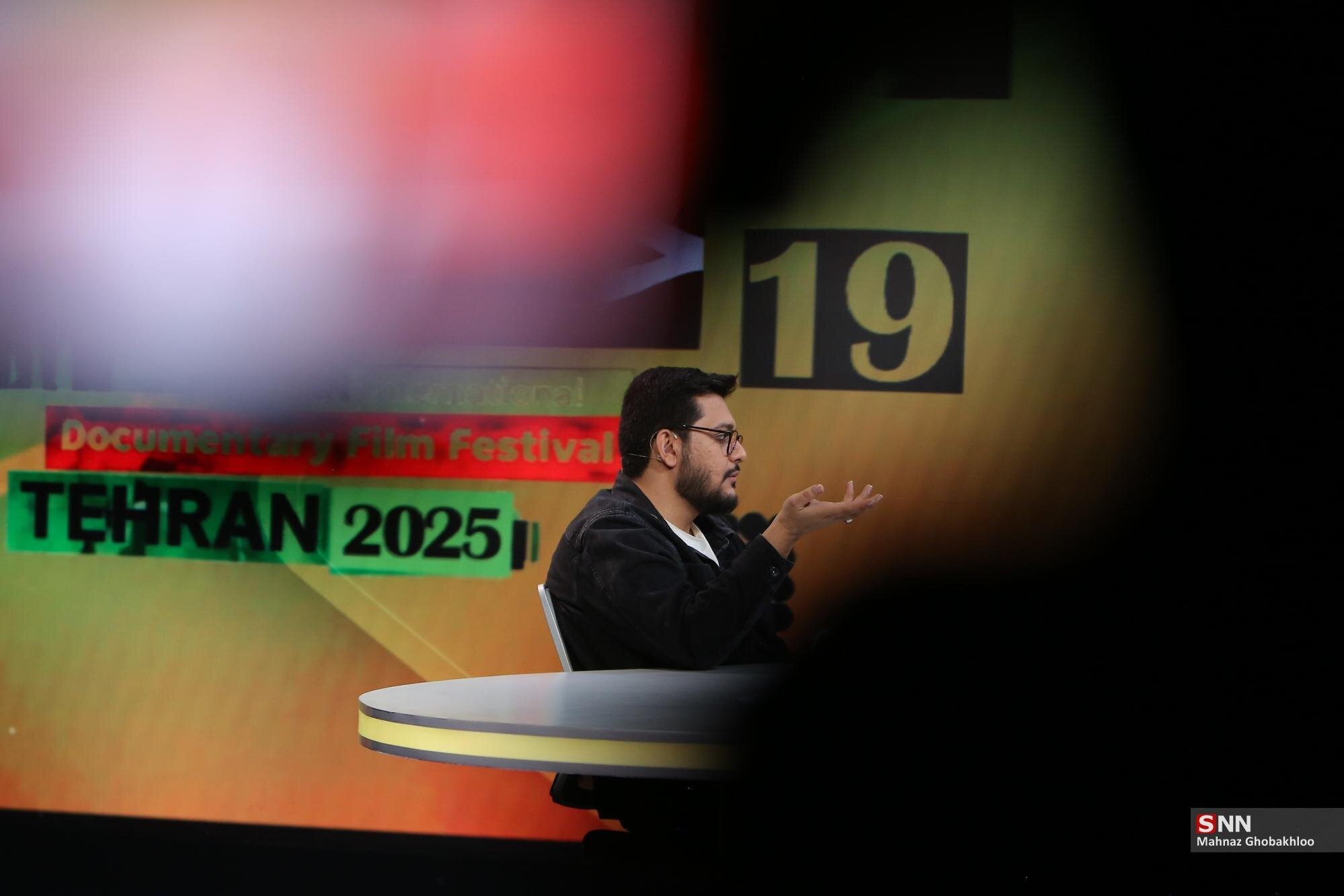 بررسی نوزدهمین جشنواره سینما حقیقت در فولوفوکوس| صفار: بی اعتمادی به مستندسازان داخلی در مرز هشدار است / اسلام‌زاده: نسبت به آثار انقلاب و دفاع مقدس سخت‌گیری می‌شود + فیلم کامل