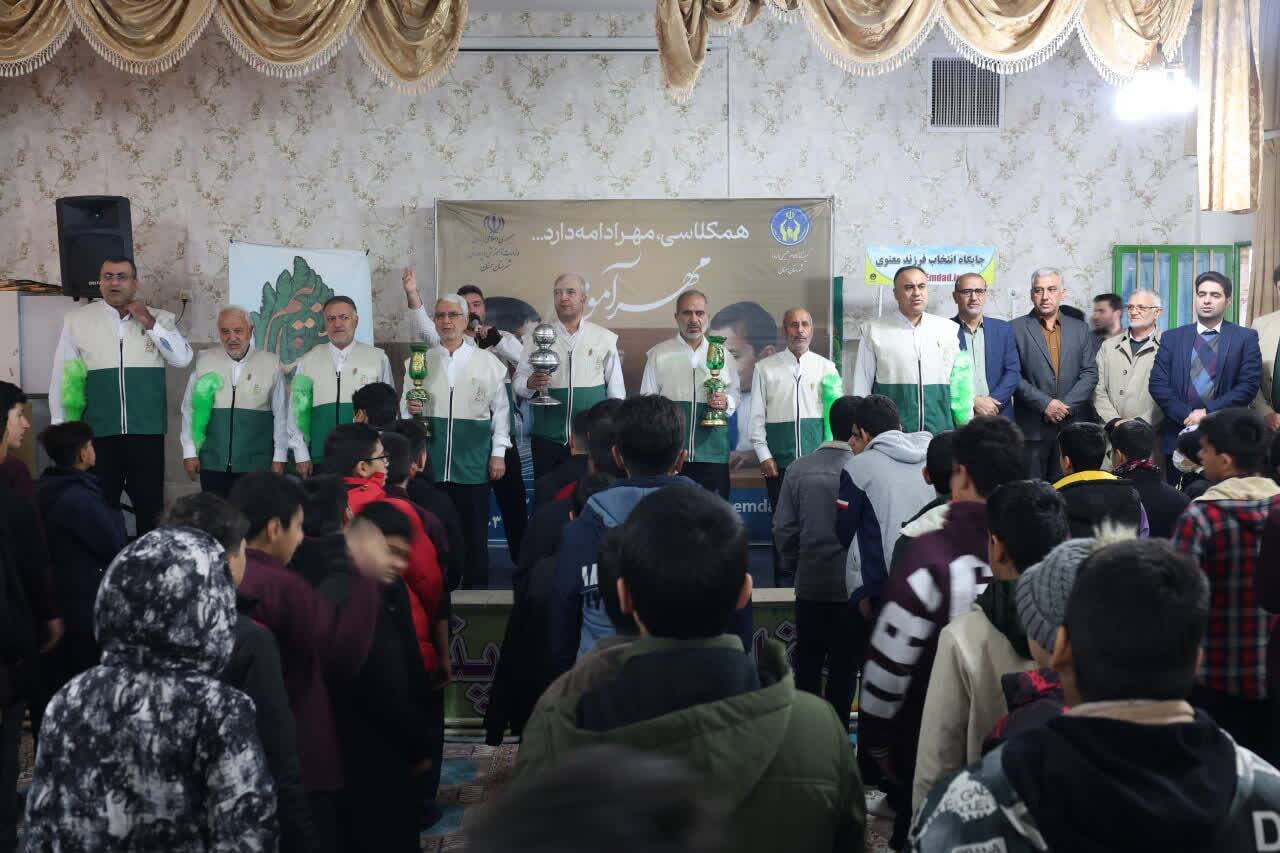 ۱۷۷ دانش‌آموز مدرسه شاهد سمنان به جمع حامیان طرح اکرام پیوستند
