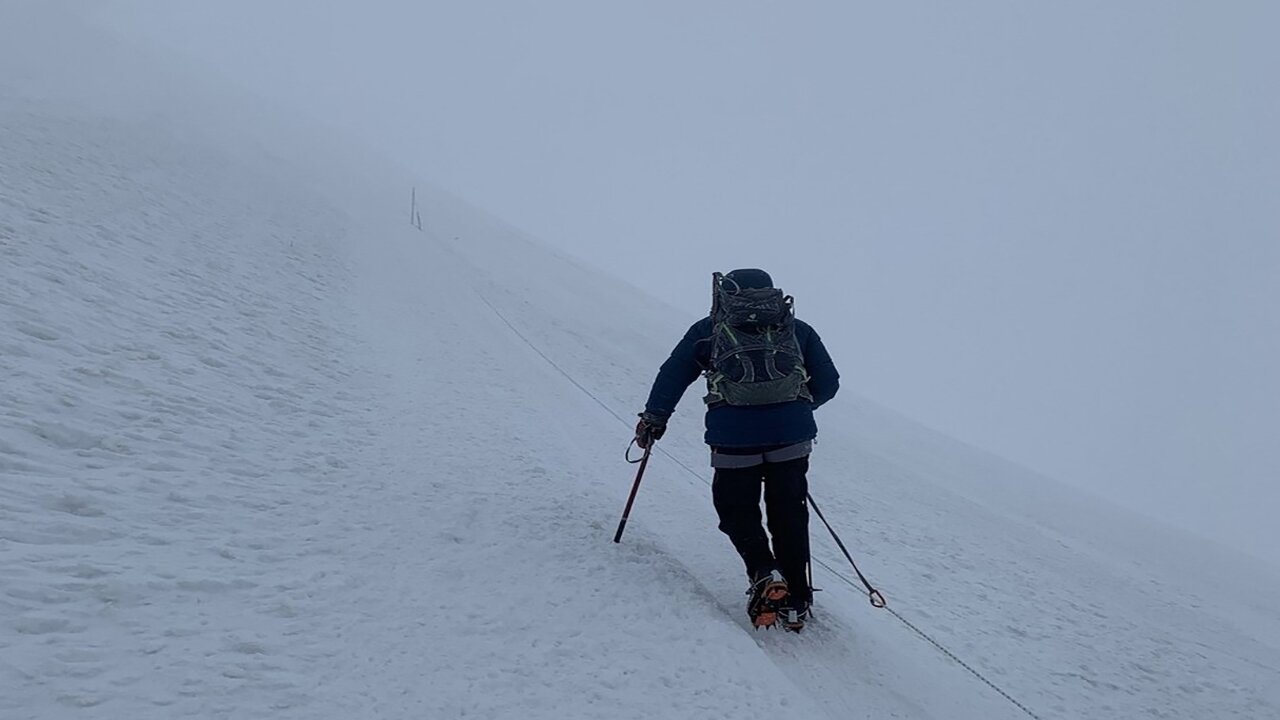 اجتناب از برنامه‌های کوهنوردی تا اطلاع ثانوی